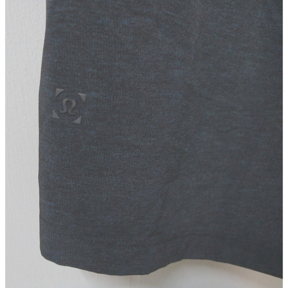 Lululemon Men's M/L Shorts Blue/Black 2 Pockets Pull on Side Zip Pocket - Picture 5 of 7